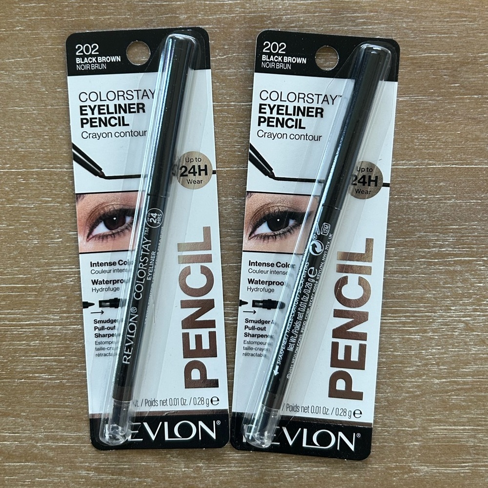 Bundle of 2 Revlon Eyeliner